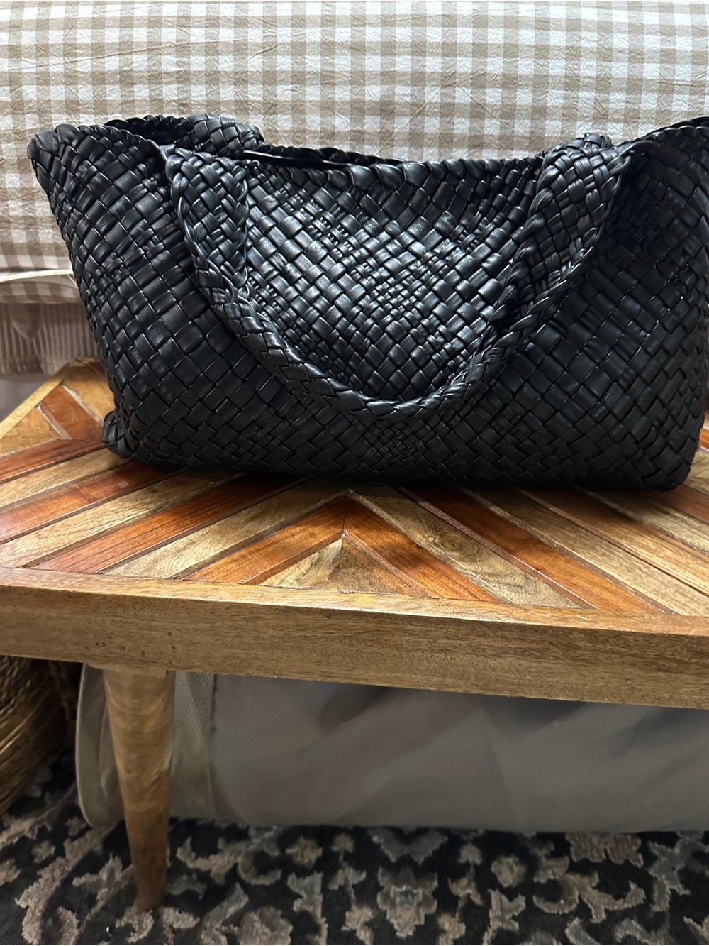 Falor Black Woven Tote Bag - Stylish Everyday Carry - Picture 2 of 8